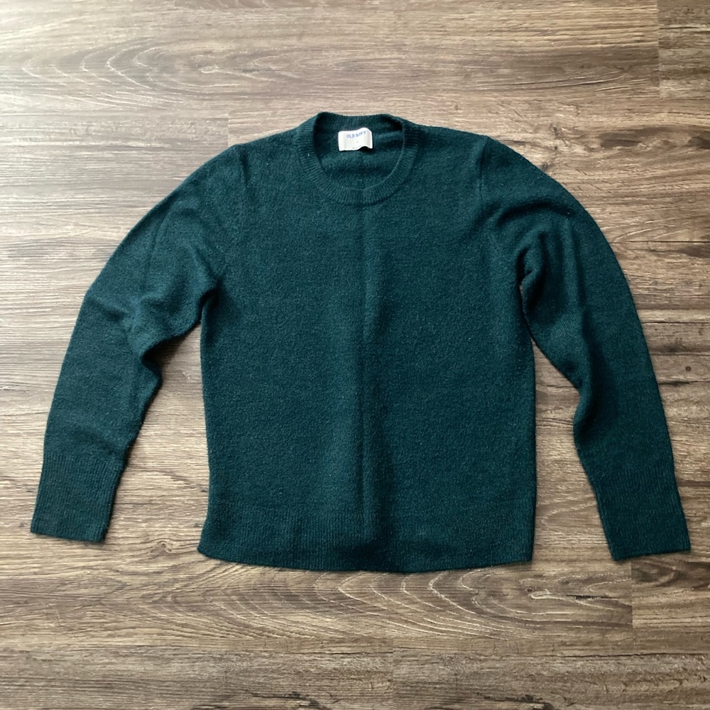 Green Old Navy Sweater